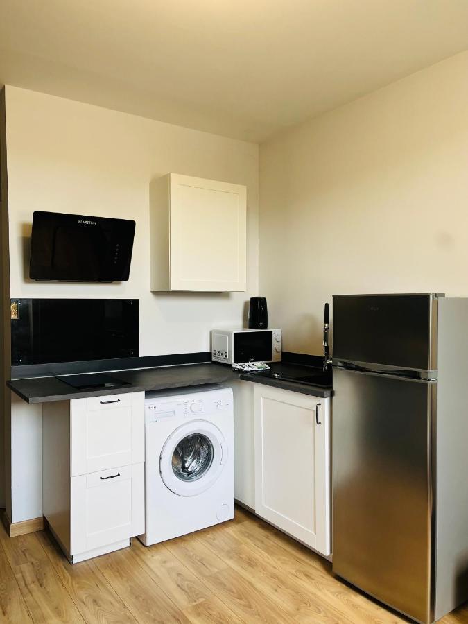 Chez Oma I 1 Appartement Independant Opi I 3 Chambres Privatives Avec Salle D Eau Et Salon Commun Cuisine Commune Wc Commun Patio Commun アヴィニョン エクステリア 写真