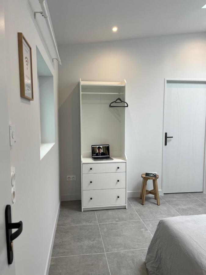 Chez Oma I 1 Appartement Independant Opi I 3 Chambres Privatives Avec Salle D Eau Et Salon Commun Cuisine Commune Wc Commun Patio Commun アヴィニョン エクステリア 写真