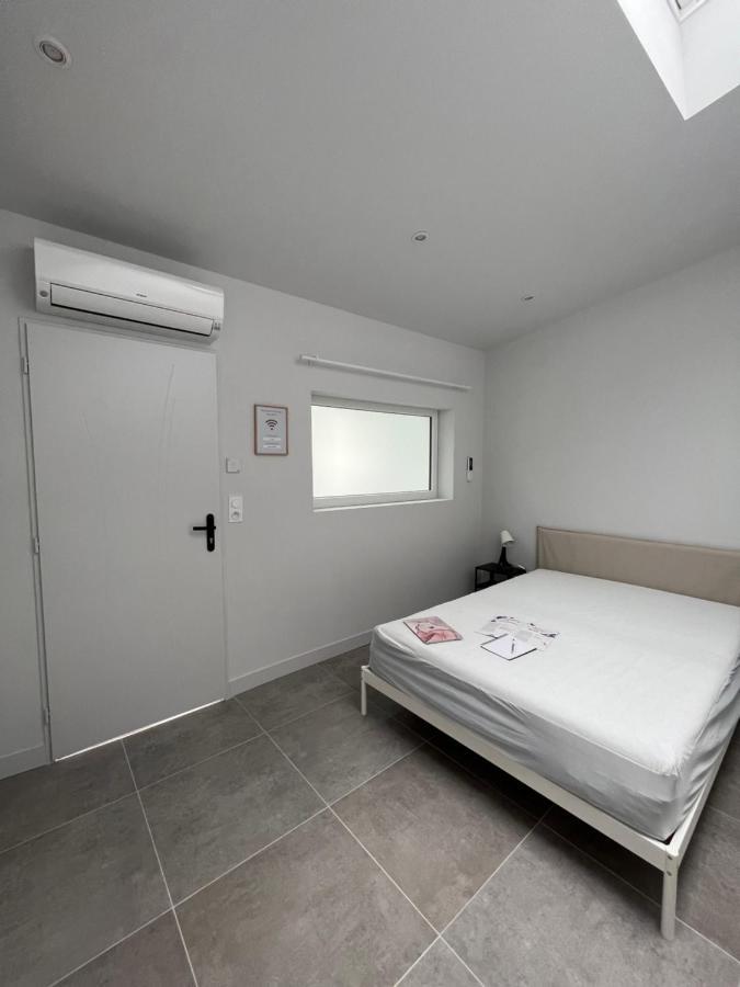 Chez Oma I 1 Appartement Independant Opi I 3 Chambres Privatives Avec Salle D Eau Et Salon Commun Cuisine Commune Wc Commun Patio Commun アヴィニョン エクステリア 写真